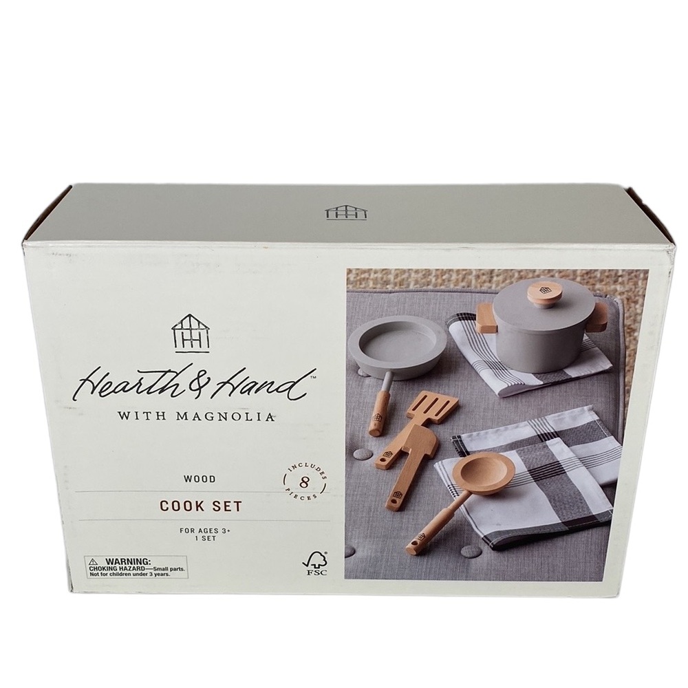 Hearth and Hand Wood Cook Set Kids Toy